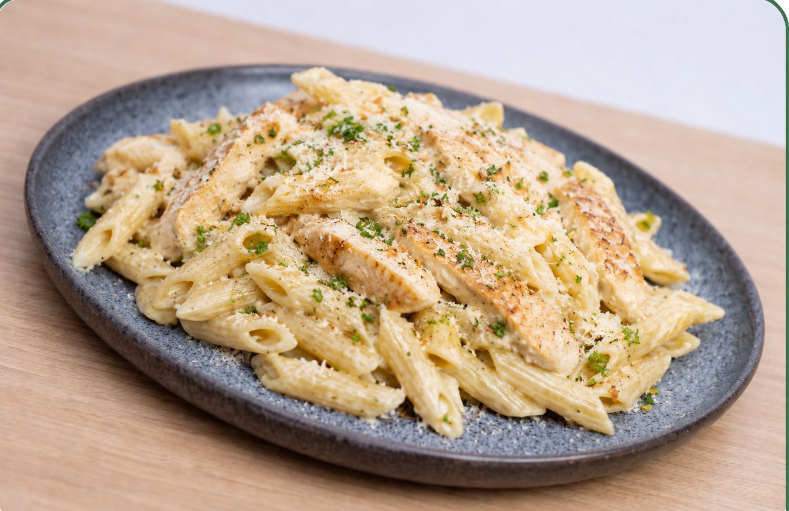 Creamy Garlic & Parmesan Chicken Pasta