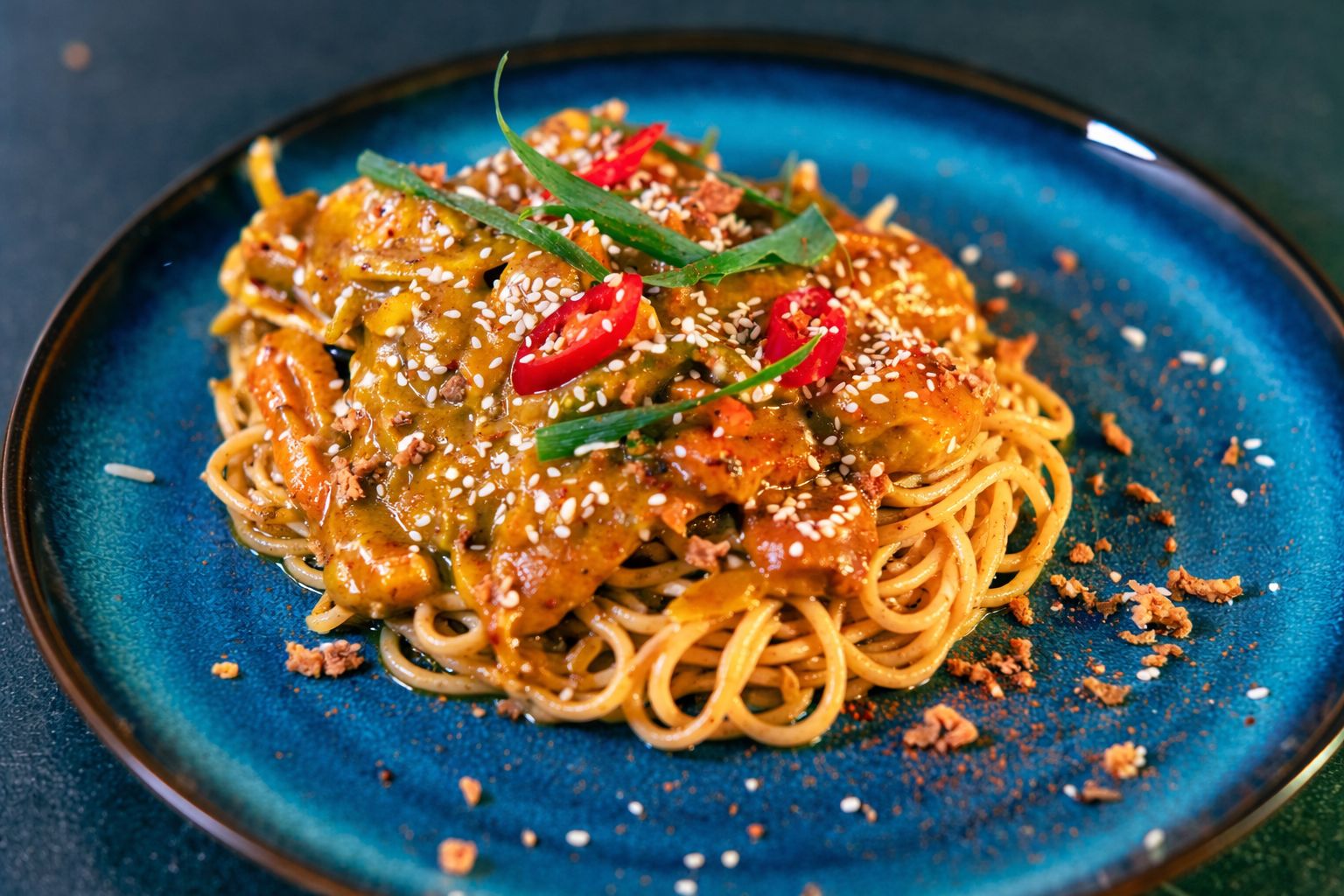 Salt & Chilli Chicken, Noodles & Curry Sauce